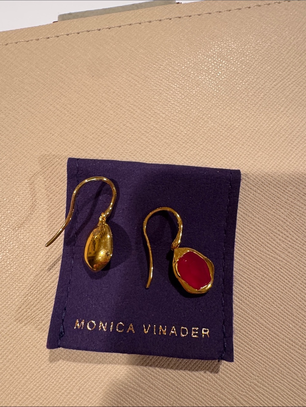 MONICA VINADER Gold-Plated Earrings with Pink-Red Gemstones - Picture 2 of 2